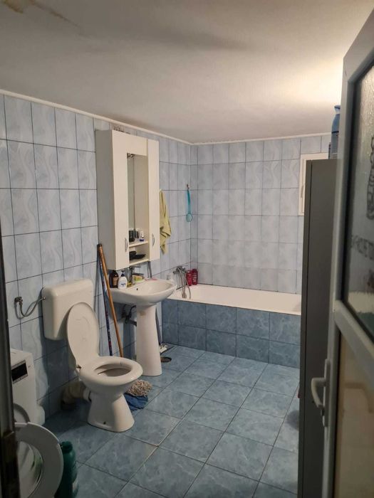 Casa 4 camere de vanzare sector 5