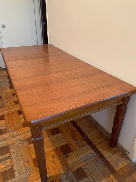 Стол обеденный большой из дерева б/у в отличном состоянии