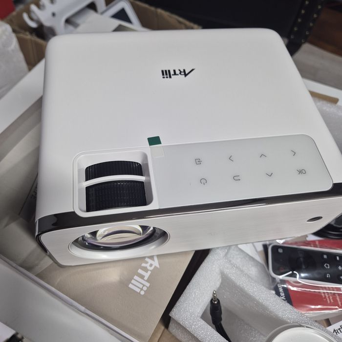 Промо Цена!Висококачествен WiFi 5G Native 4К Проектор ARTlii Enjoy4