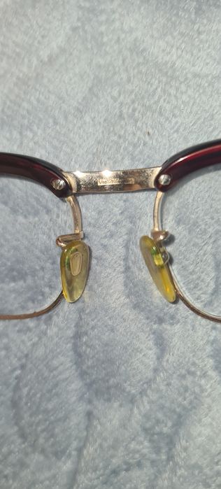 Ochelari cu aparat auditiv vintage 1920