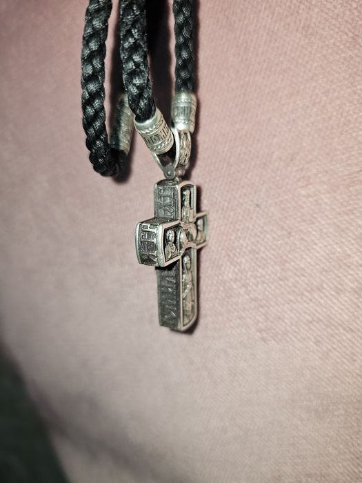 Крест серебряный