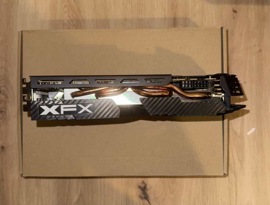 Vând Placă Video AMD RX 590 Fatboy 8G in stare perfecta