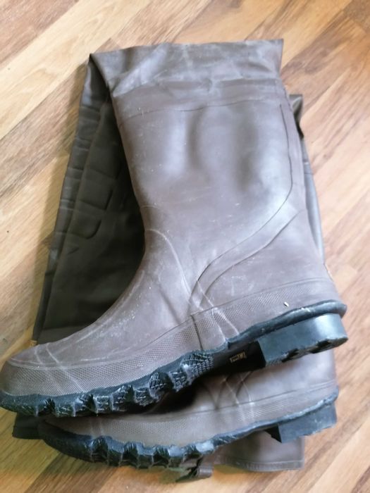 Рибарски ботуши висок клас,различни размери,нови,гащеризон-Tigar
