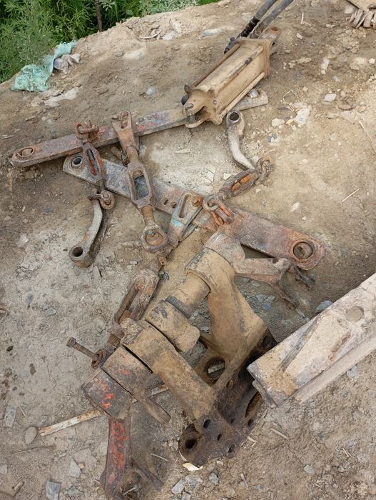 Yumizi traktor zapchashlari