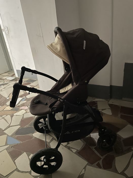 Детская коляска.