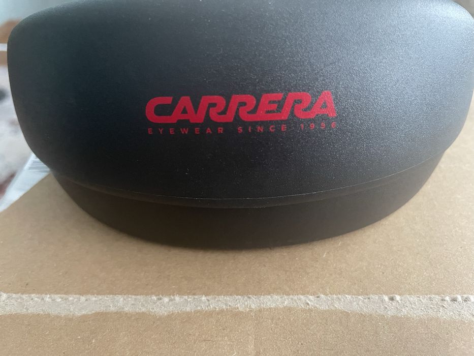 Слънчеви очила Carrera