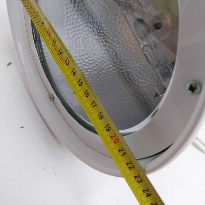 НАЙ ДОБРАТА ОФЕРТА Индустриална халогенна лампа прожектор