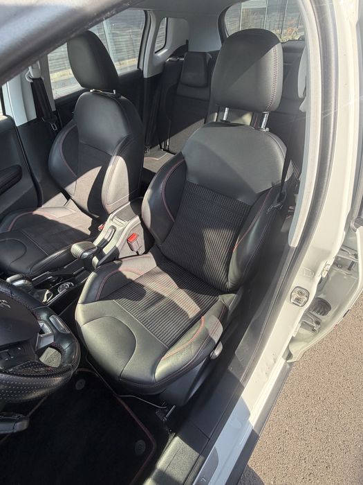 Peugeot 2008 Gt-Line  Alb Perlat