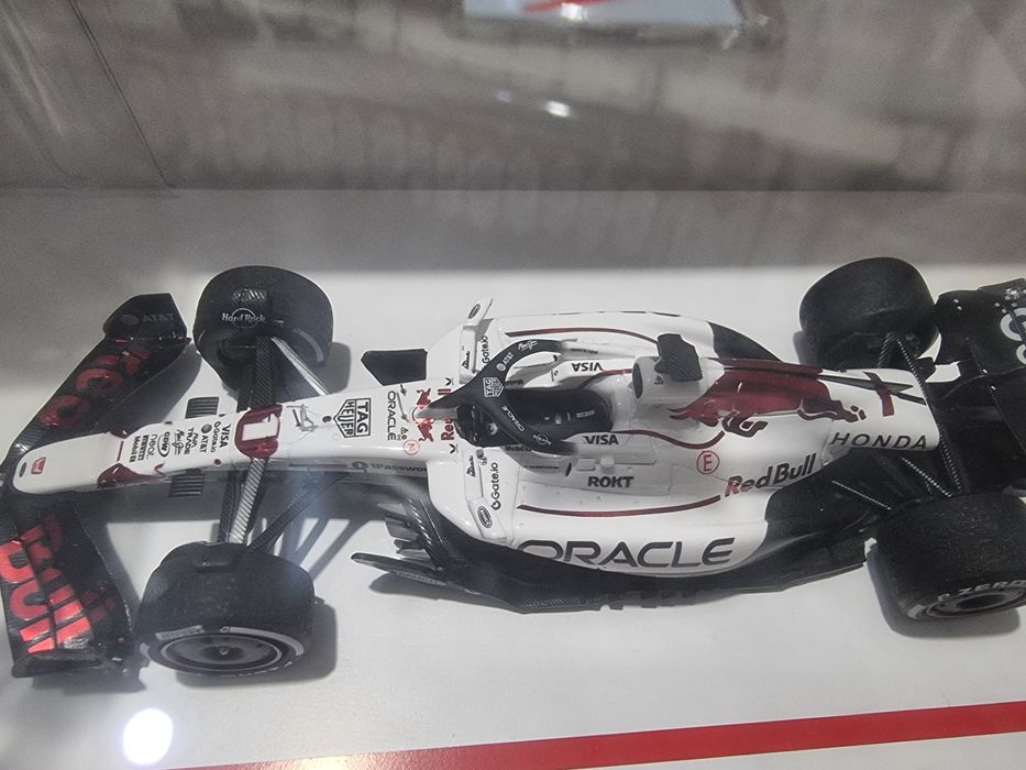 Red bull rb21 japanese gp winner Max Verstappen 1:43 spark
