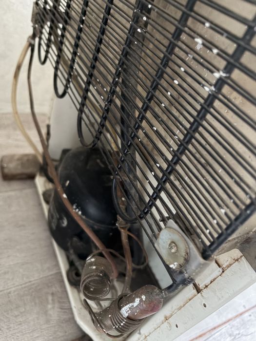 Продам холодильник