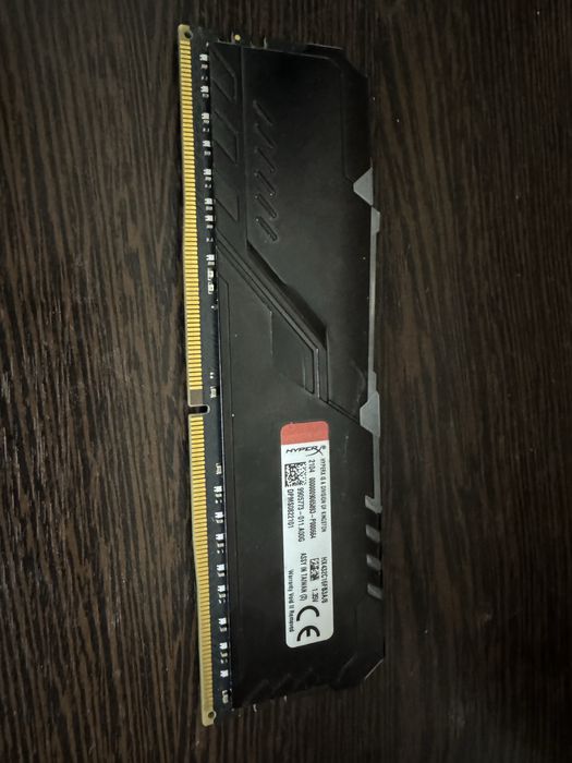 Продам озу dd4 8gb argb