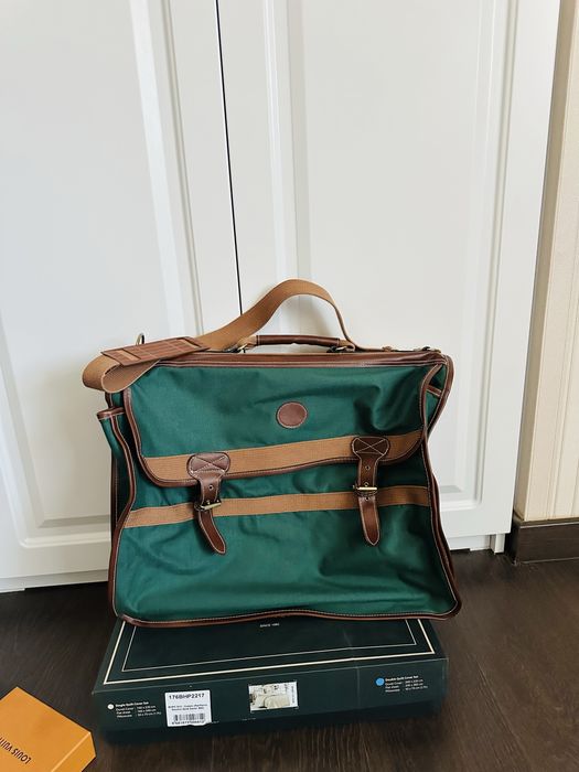 Geanta de voiaj /servieta / geamantan , mare din piele si impermeabila