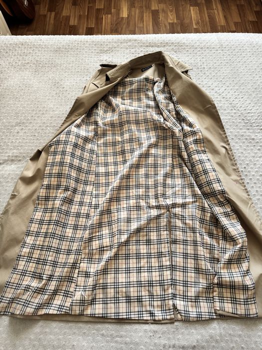 Базовый тренч в идеальном состоянии