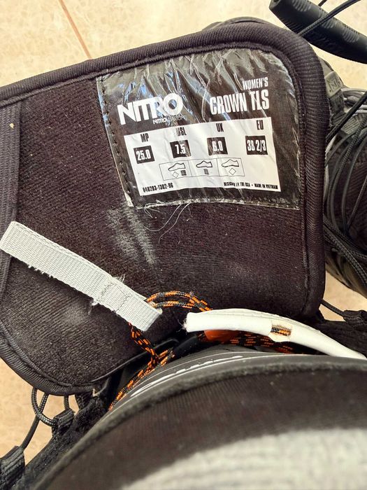 Boots snowboard Nitro Crown TLS – Mărimea 38 2/3 (25 cm)