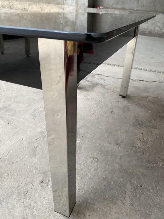 Стол журнальный стеклянный