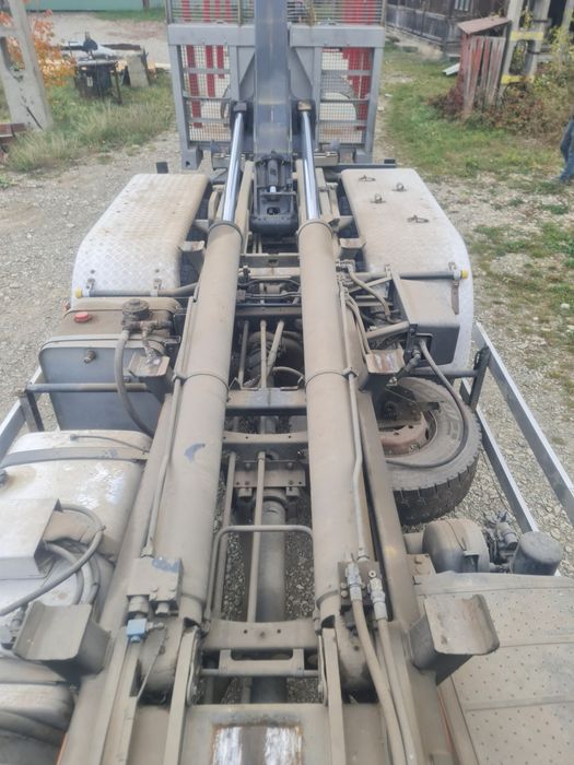 Mercedes Actros Abrollkipper