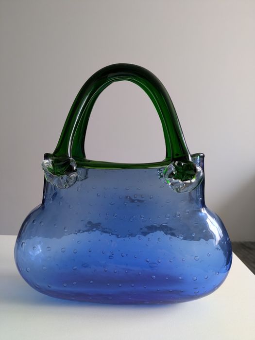 Vază decorativă / poșetă din sticlă suflată manual, art glass vintage