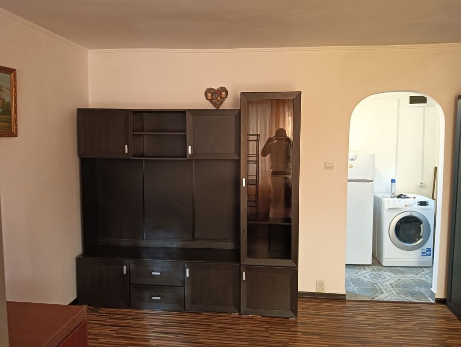 Garsonieră de închiriat
