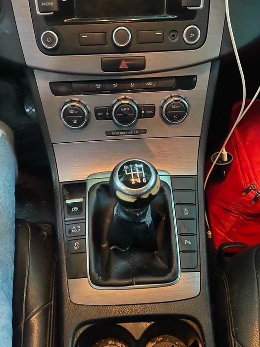 VOLKSWAGEN Passat 2012 — imagine 3