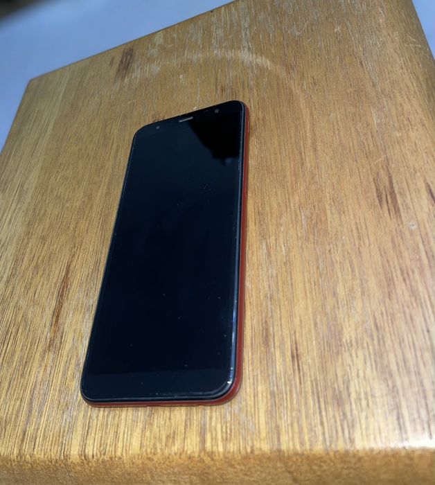 Продам Samsung J6+