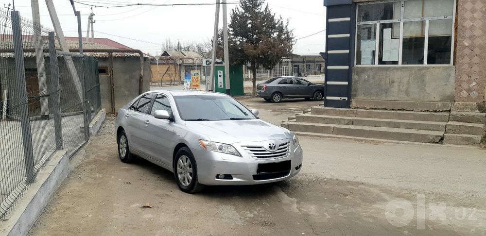 Тойота камре 40 сотилади