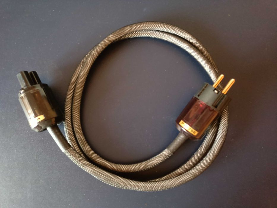 Сетевые кабеля для аудио техники