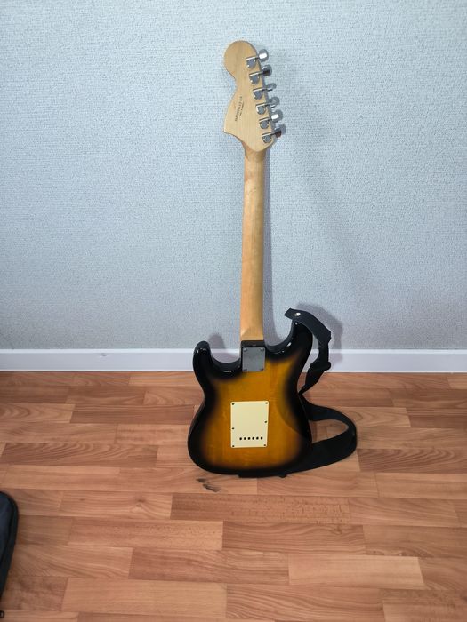 Электрогитара Squier Stratocaster by Fender