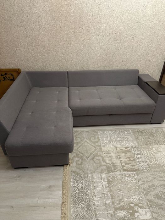 Угловой диван б/у