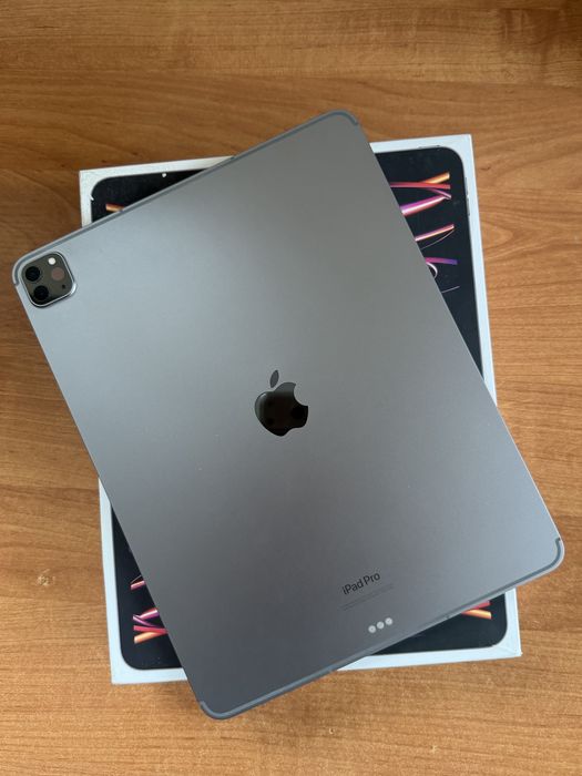 iPad Pro 12.9-inch (6 generation) wi-fi + cellular 256Гб