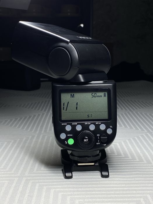 Фотовспышка Godox V850 iii