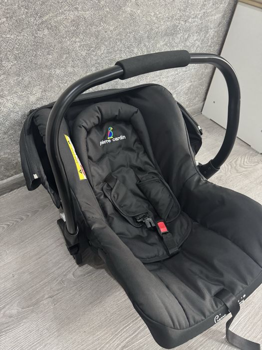 Детское автокресло pierre cardin (новое)