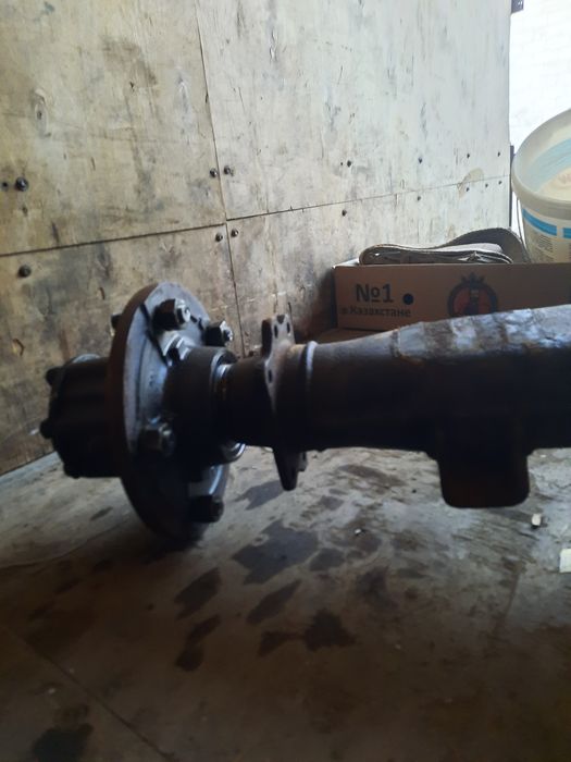 Ось, ступица, мост для прицепа