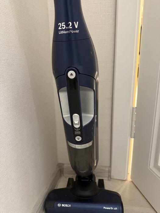 Вертикальный пылесос Bosch