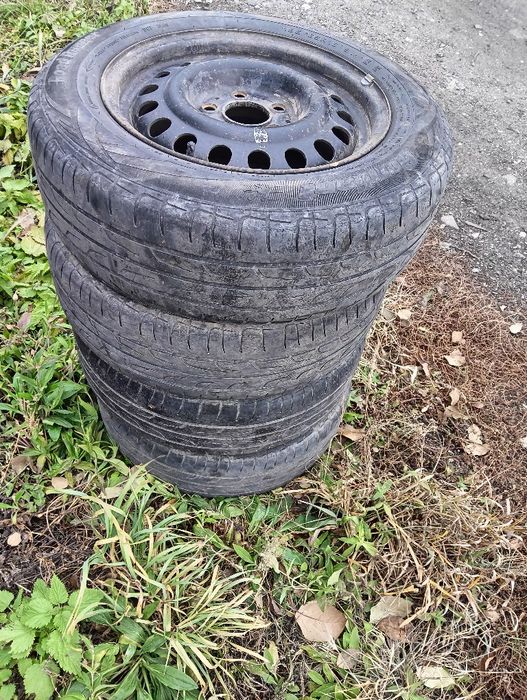 Резина летняя 15