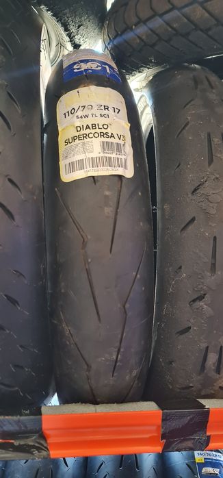 Set anvelope Pirelli Diablo Supercorsa V3 110/70 R17 + 150/60 R17