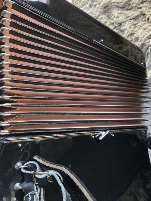 Акордеон Scandalli 80 баса