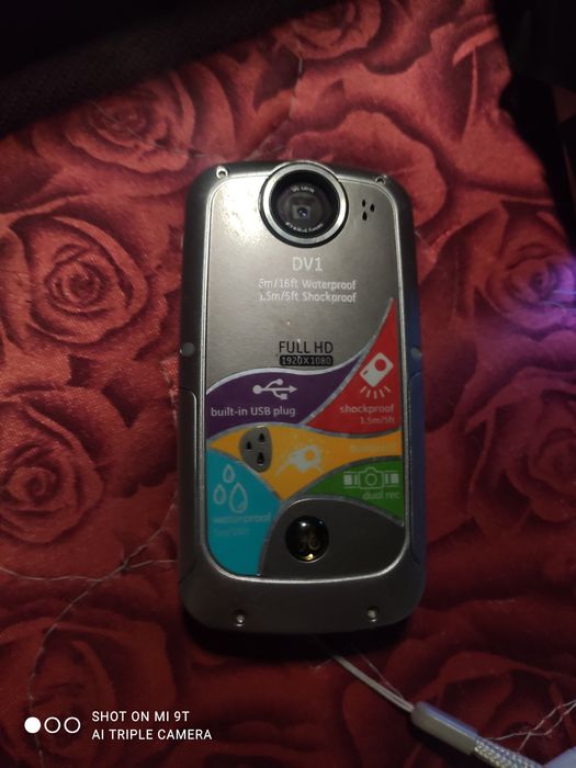Продам фотоаппарат dv1 дайверский