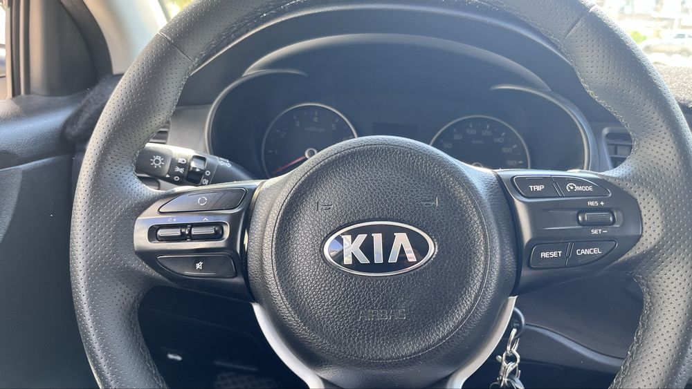 Kia rio x line 2018года