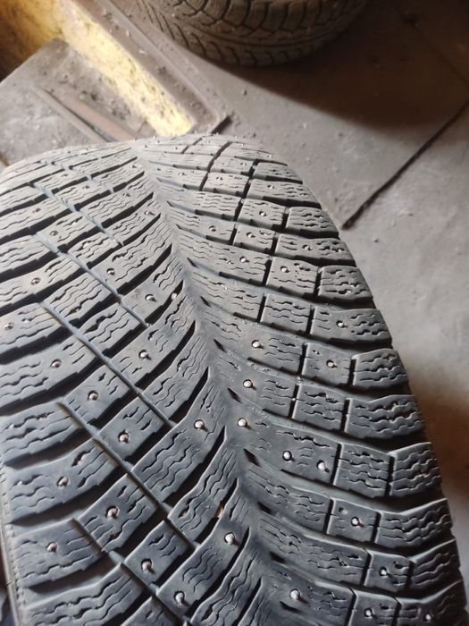 Продам автошины BRIDGESTONE