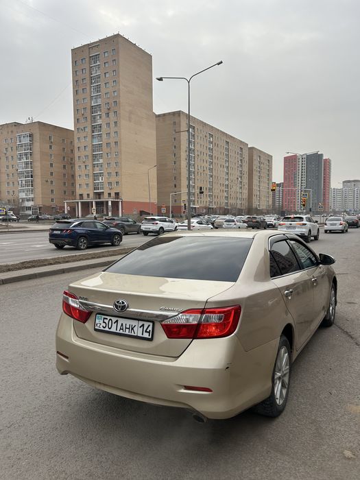 Продам камри 50 2013 года