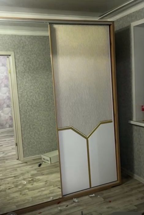 Шкаф раздвижной 3 дверный