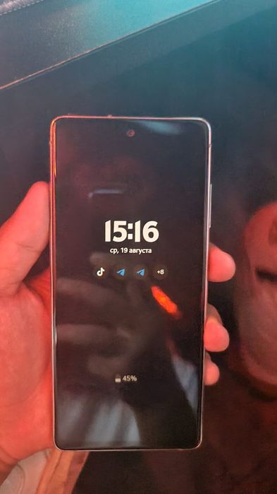 Samsung   s20 fe