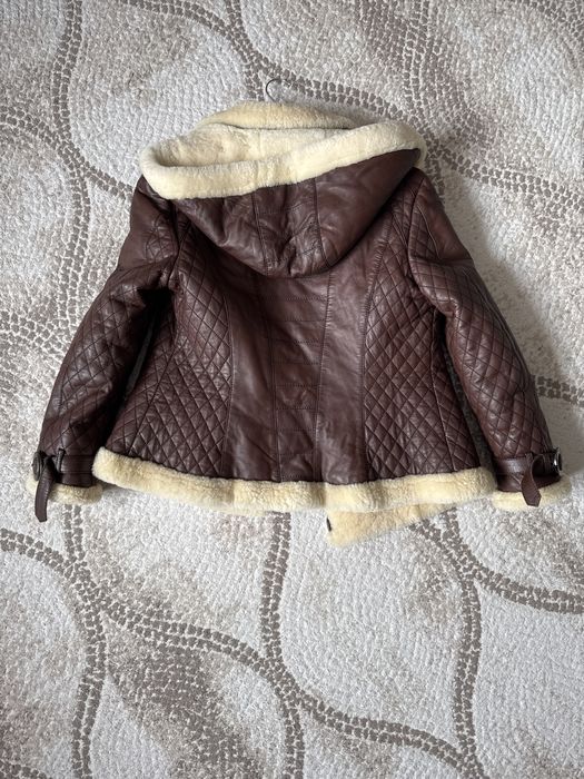 Дубленка с капюшоном