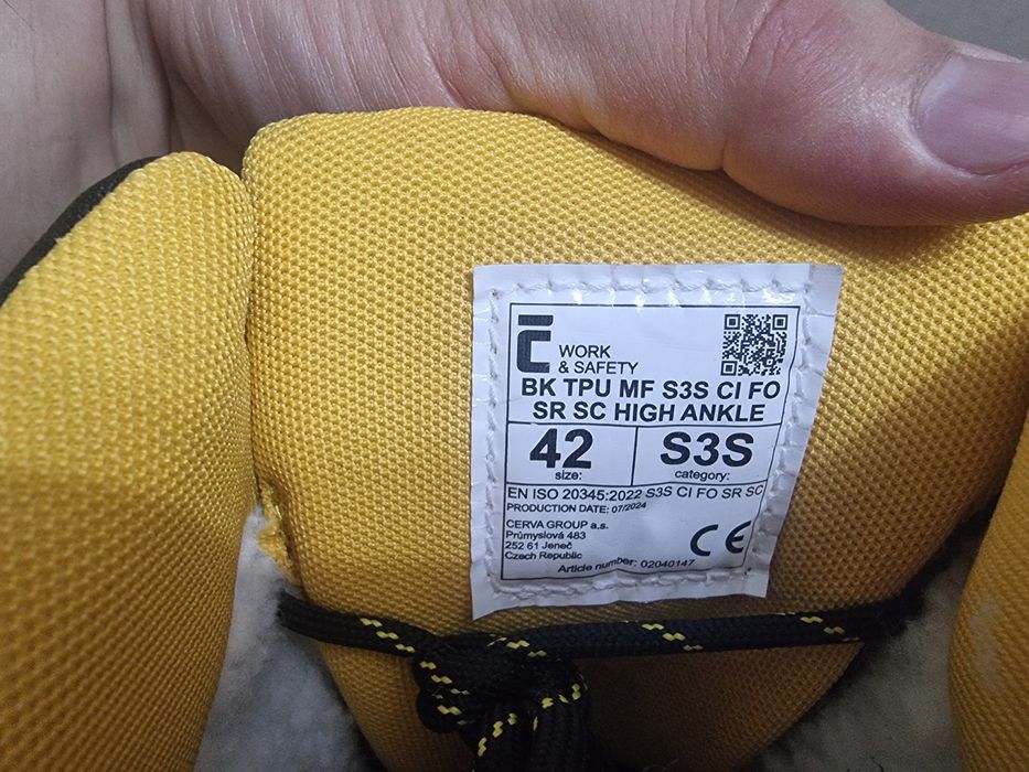 Спецботинки Cerva. Цвет чёрный. Размер 42