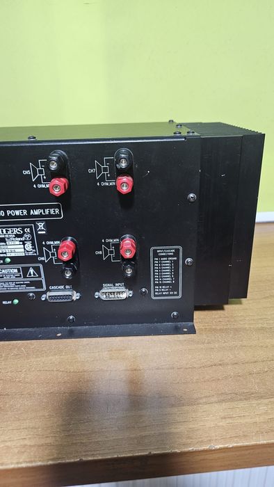Amplificator de putere  rodgers s-800
