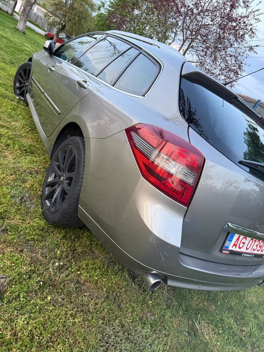 Renault Laguna 2.0dci-150cp-2012-4 Control-import recent-stare foarte buna!