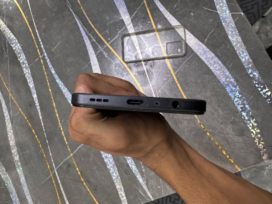 Продам телефон oppo reno7