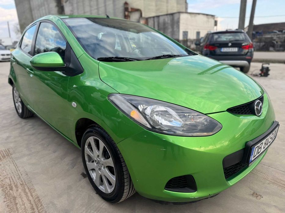 Mazda 2 1.4 i 2008 avariat lovit avariate