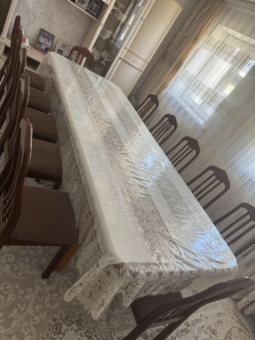 Продам стол со стульями  3 метра