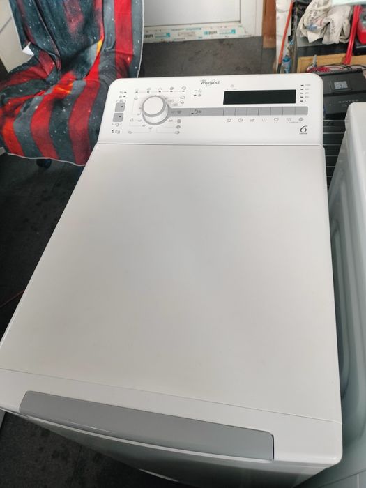 Mașină de spălat Whirlpool 6 kg verticala